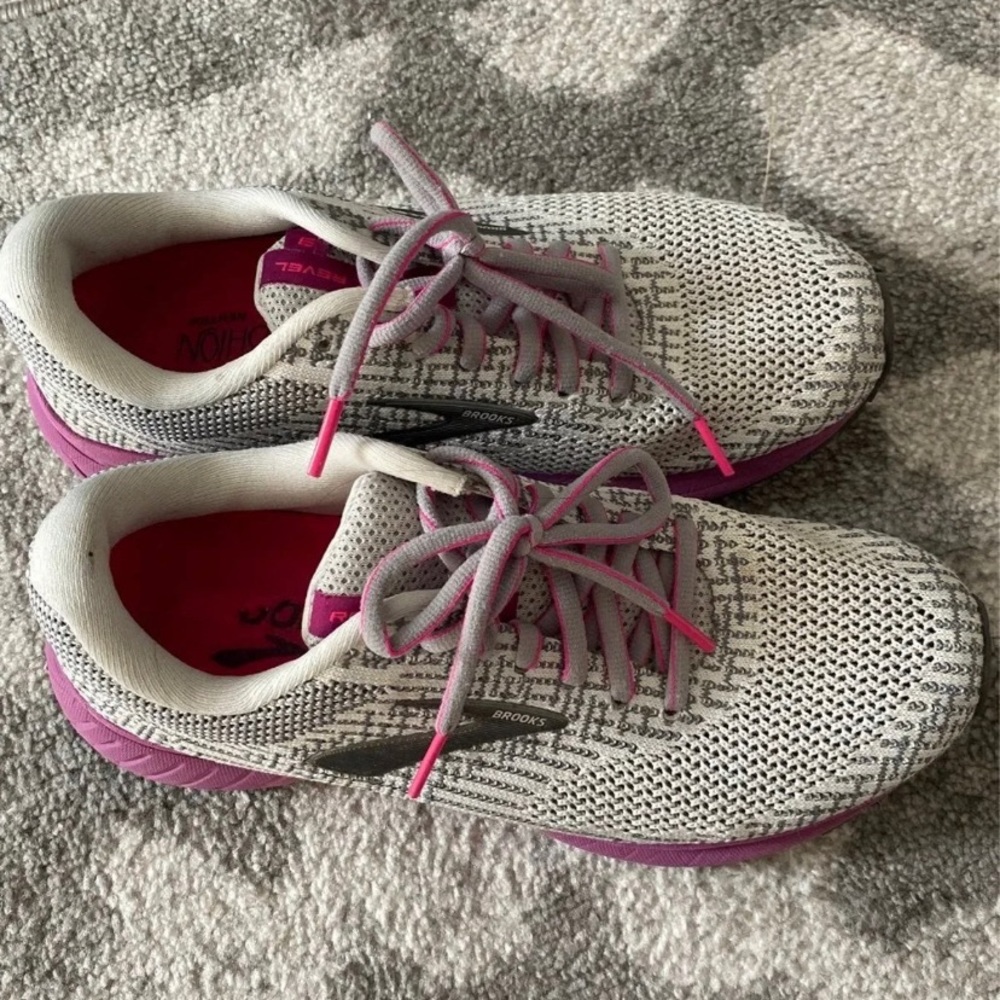 Brooks Running Shoes Revel 3